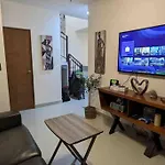 Casa Valencia En Vinedos De San Antonio