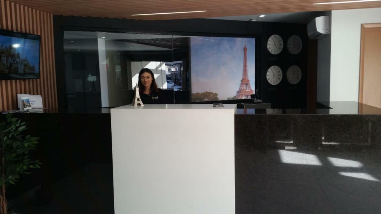 Eiffel 3*